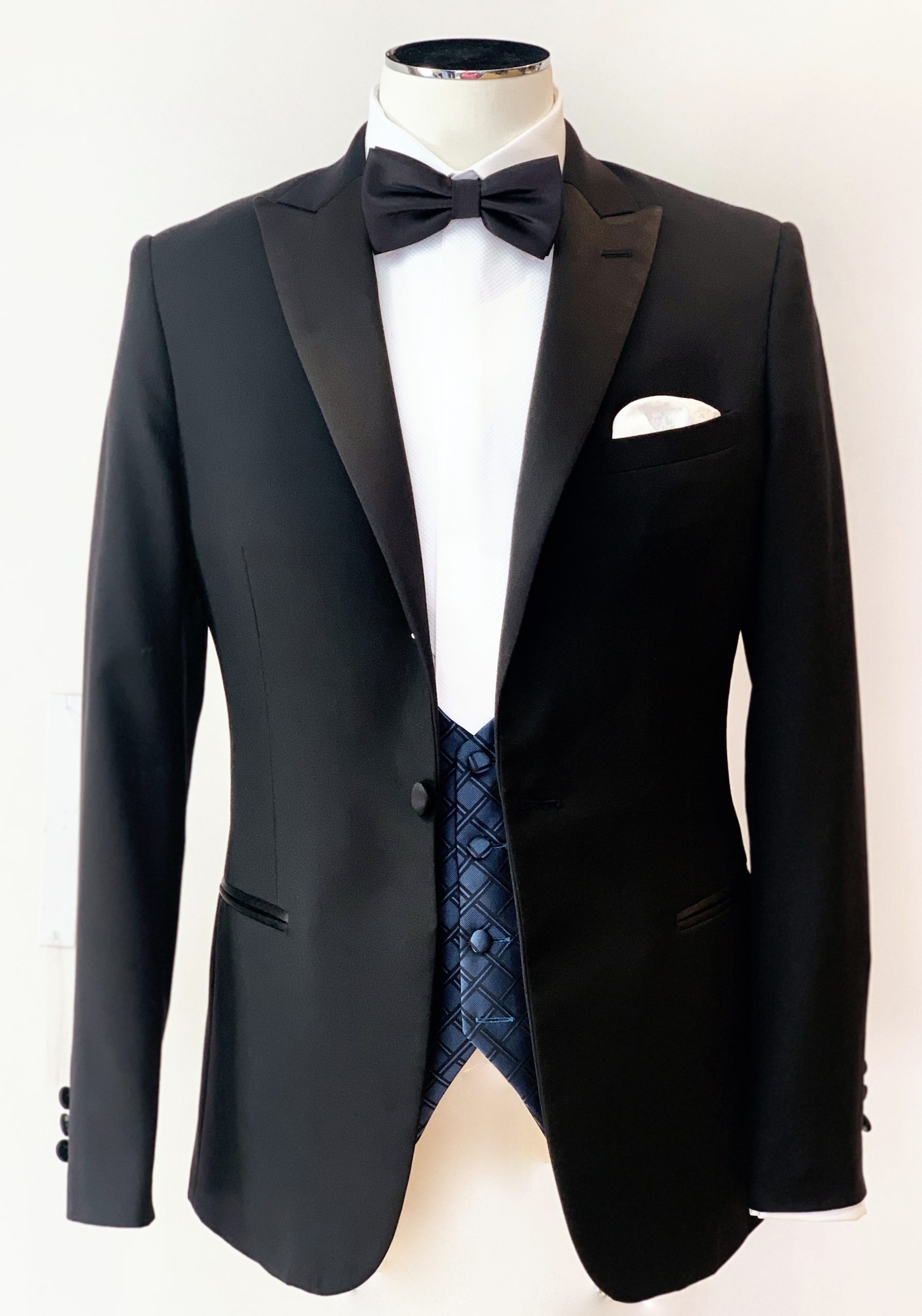 Men’s Tailored Suits